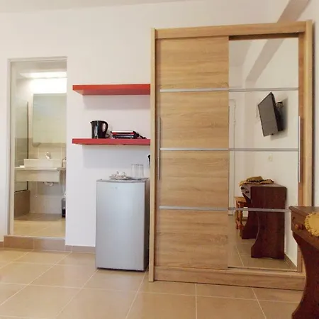 Era Pensiune Skiathos